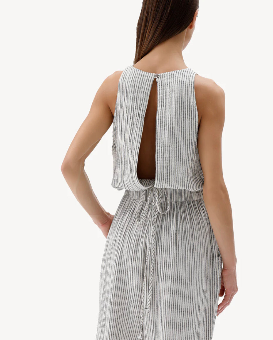 Crinkle Keyhole Tank Top