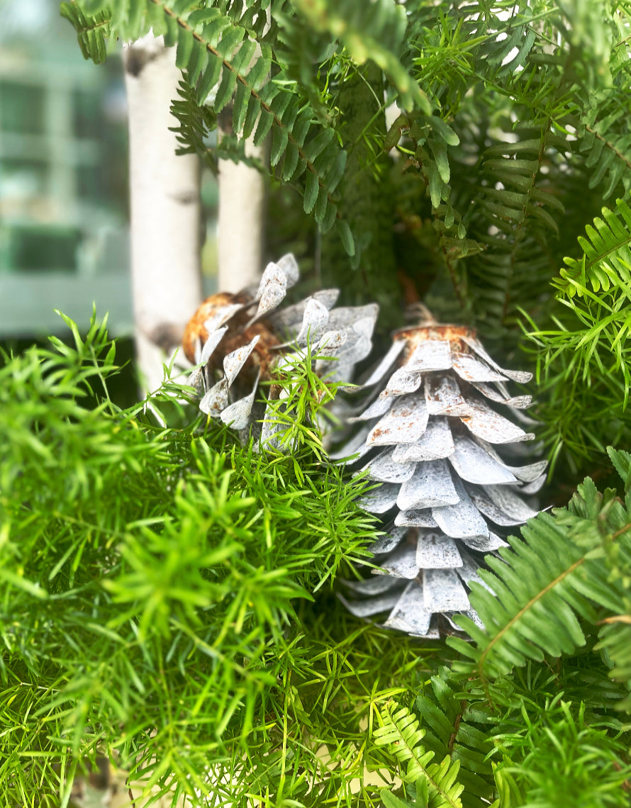 Rustic Pinecone - Medium