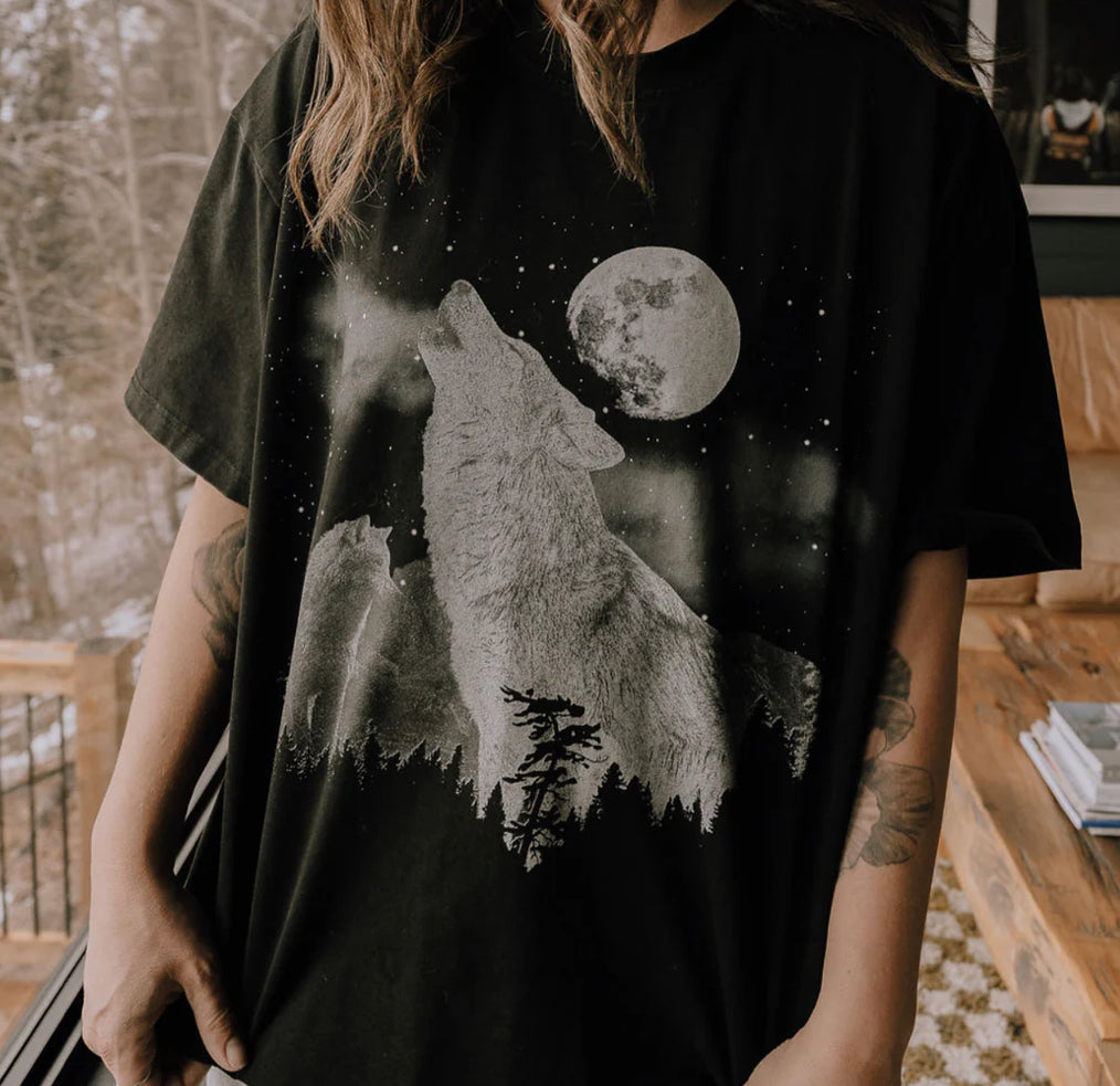 Canoe & Lake : Mineral Vintage Wash Festival Tee - Wolf