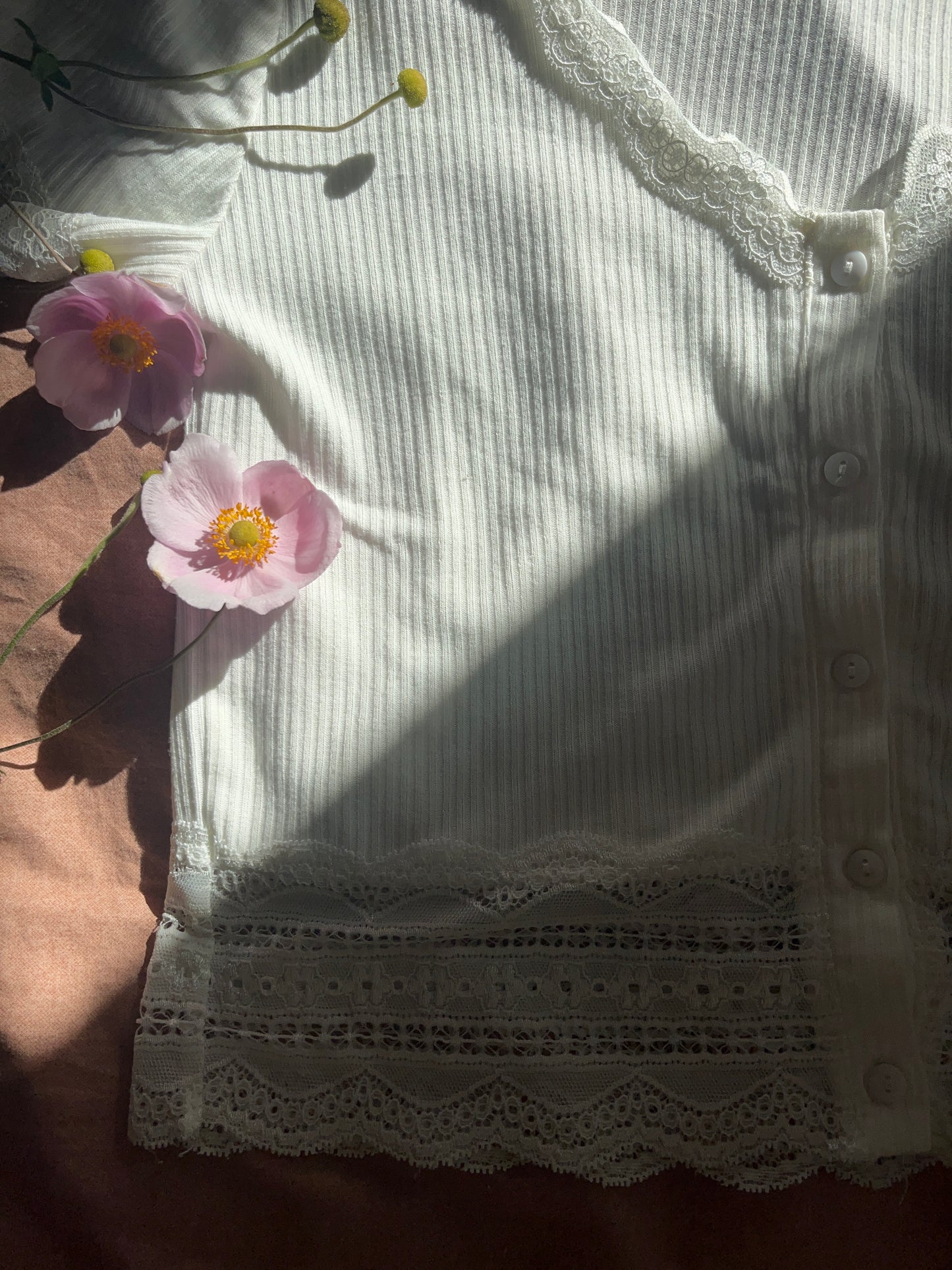 Lace button up SIZE large (fits small)