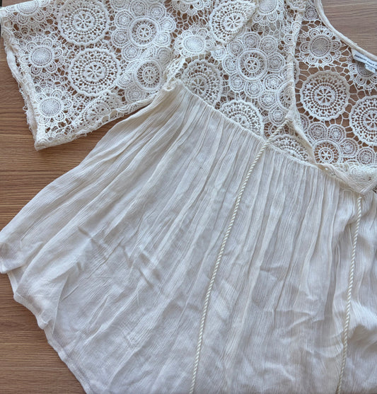 Lace boho top SIZE medium