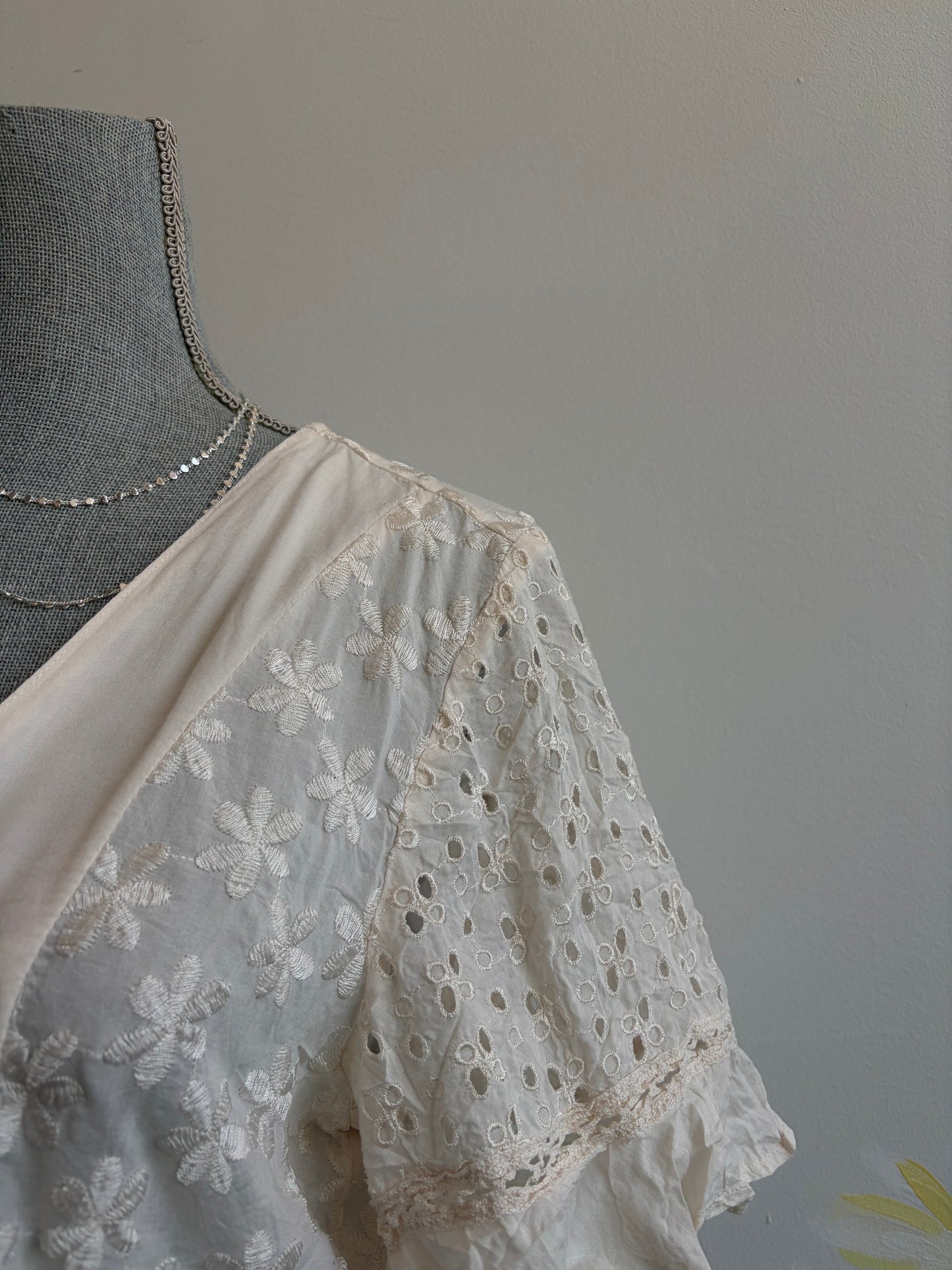 Floral wrap top SIZE large