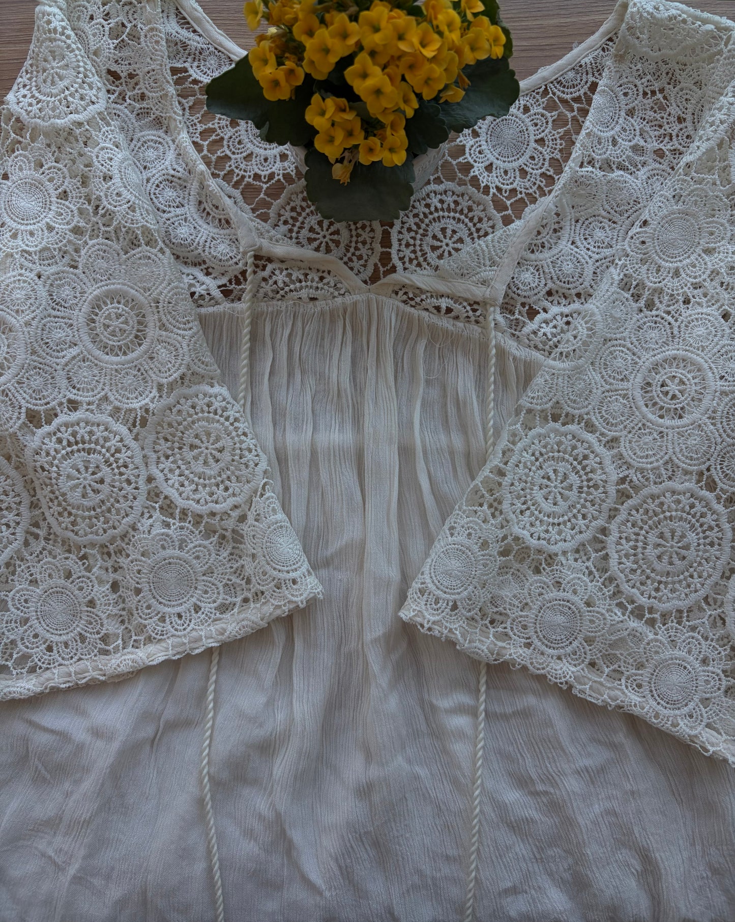 Lace boho top SIZE medium