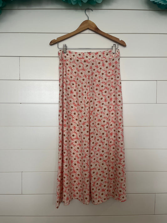 MNG daisy skirt SIZE medium