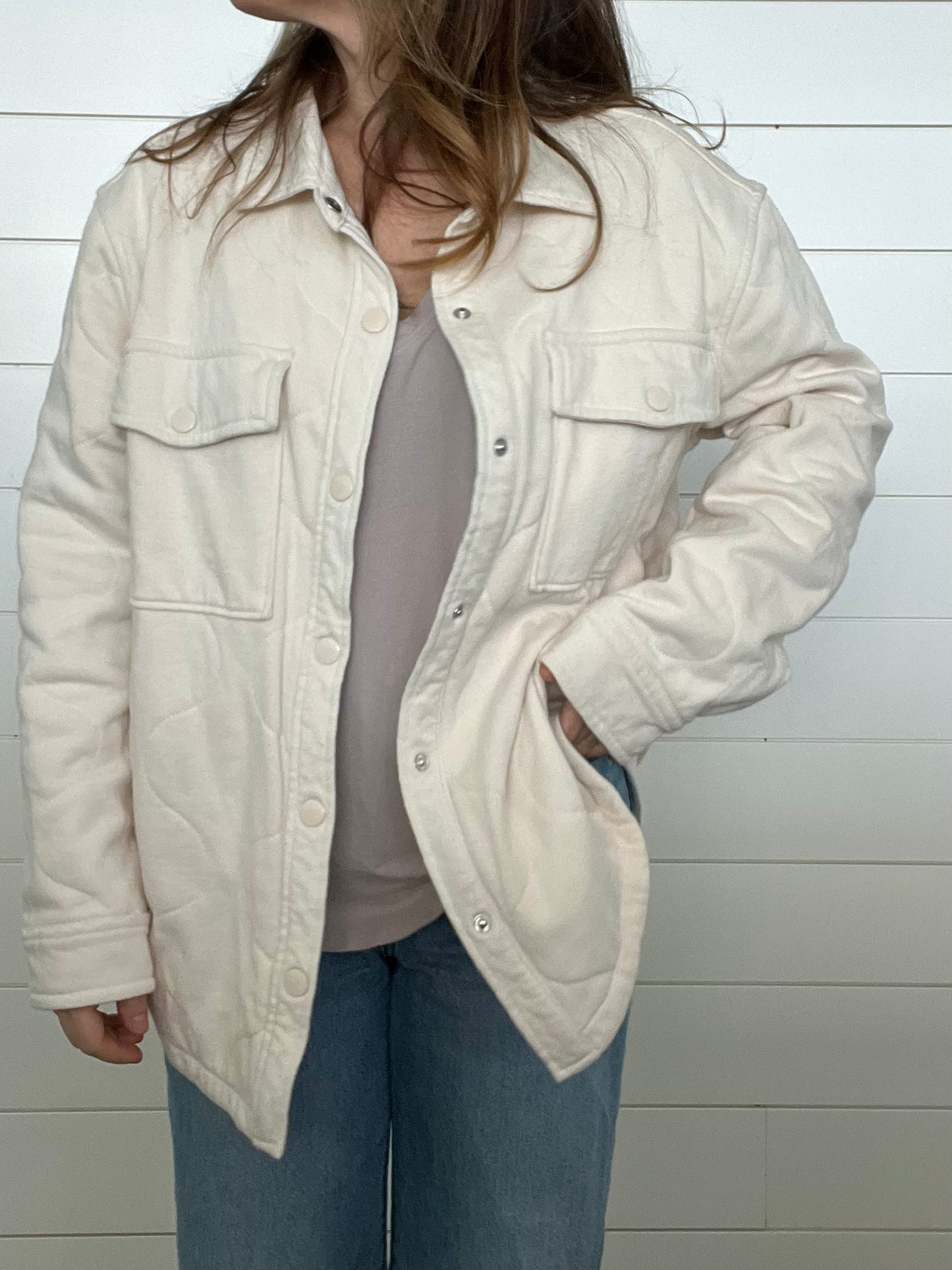 Quilt cream jacket SIZE large (slight tear in wrist)