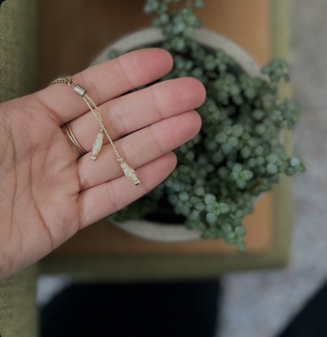 Gold drop pearl necklace
