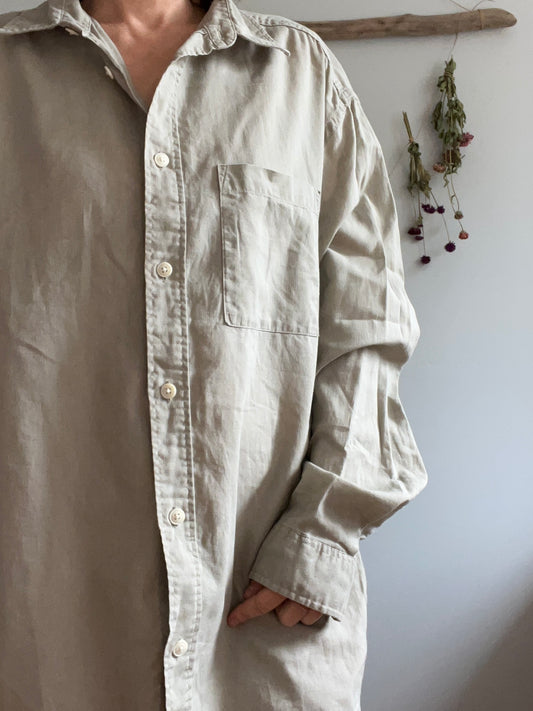 Linen/Cotton blend button up SIZE medium