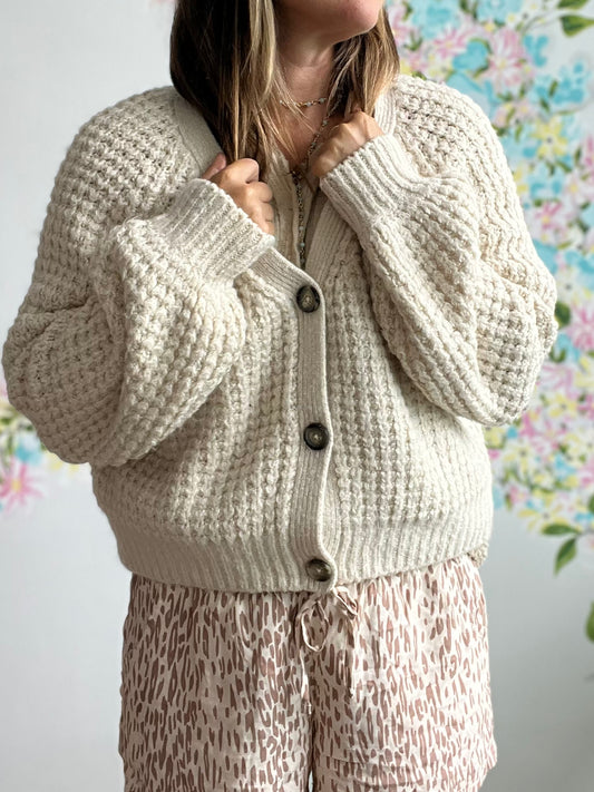 Cream button-up sweater by Harlow SIZE medium