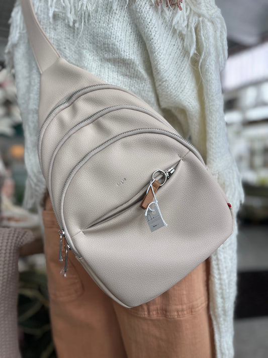 COLAB cross body bag like new!