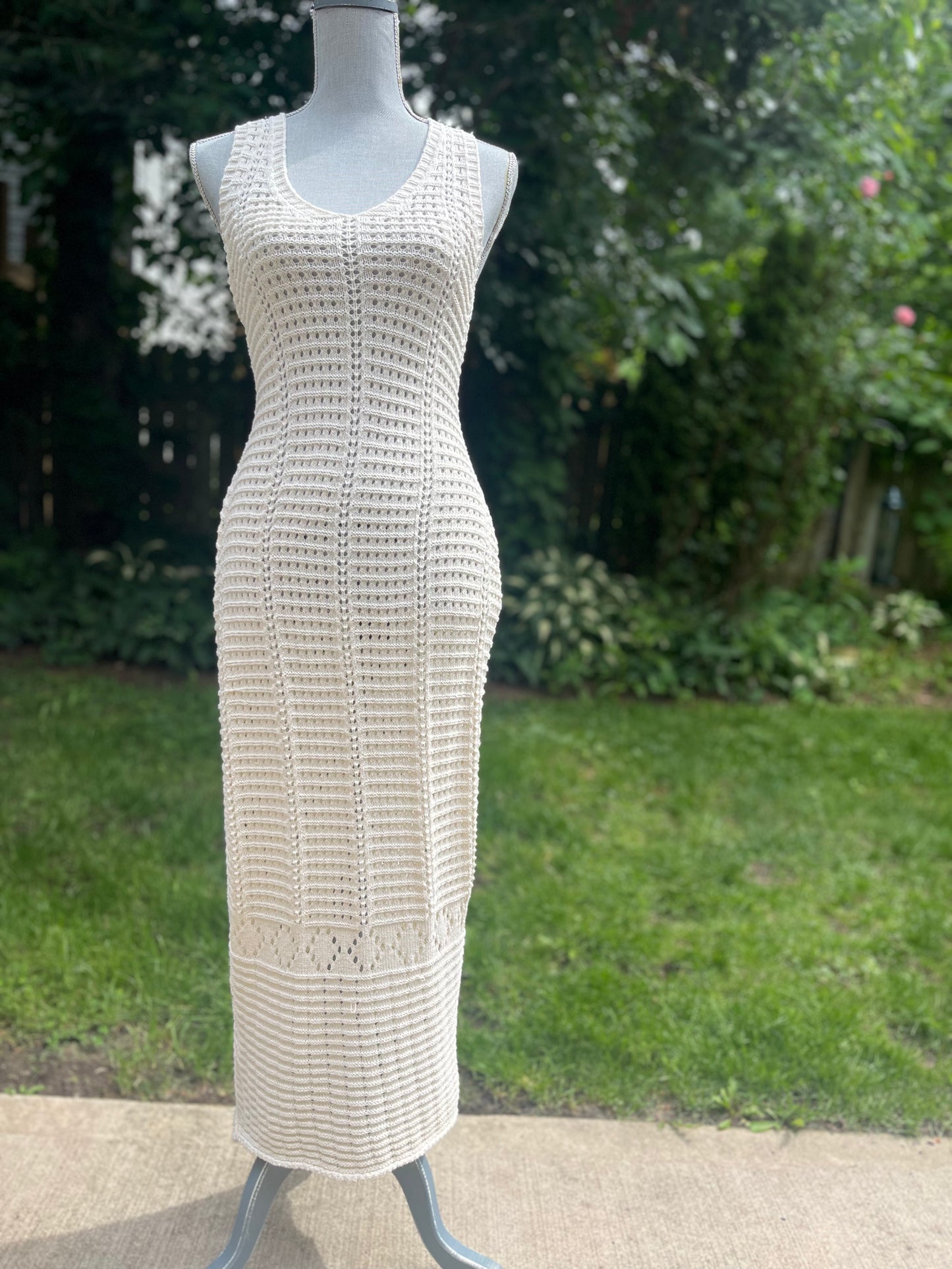 Knit dress/cover up NO SIZE (fits small/medium)