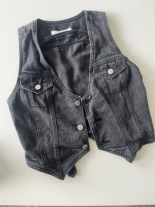 Black denim vest SIZE medium