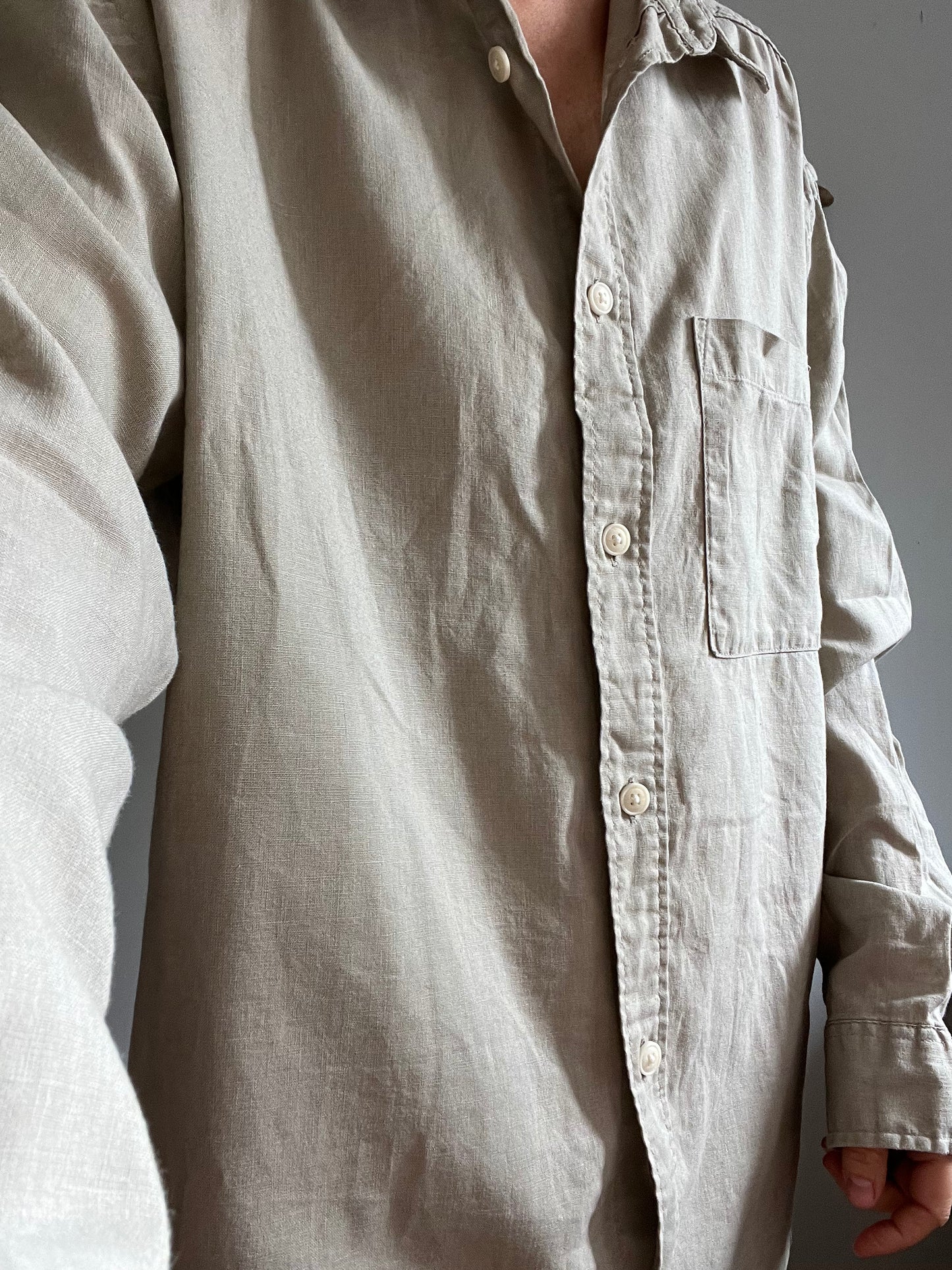 Linen/Cotton blend button up SIZE medium