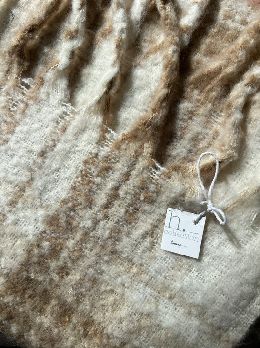 Cozy scarf in neutral!