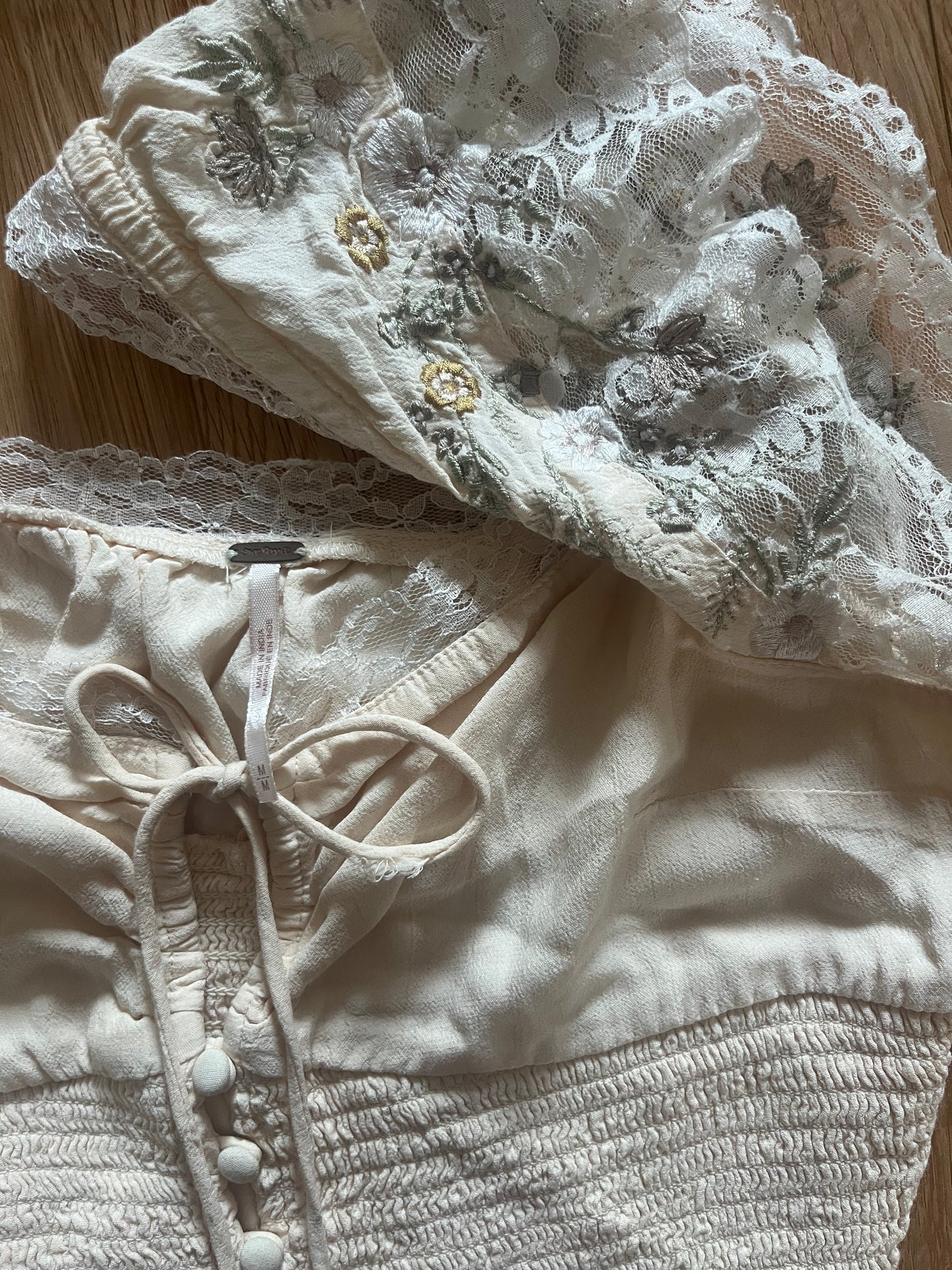 Free People boho top SIZE medium