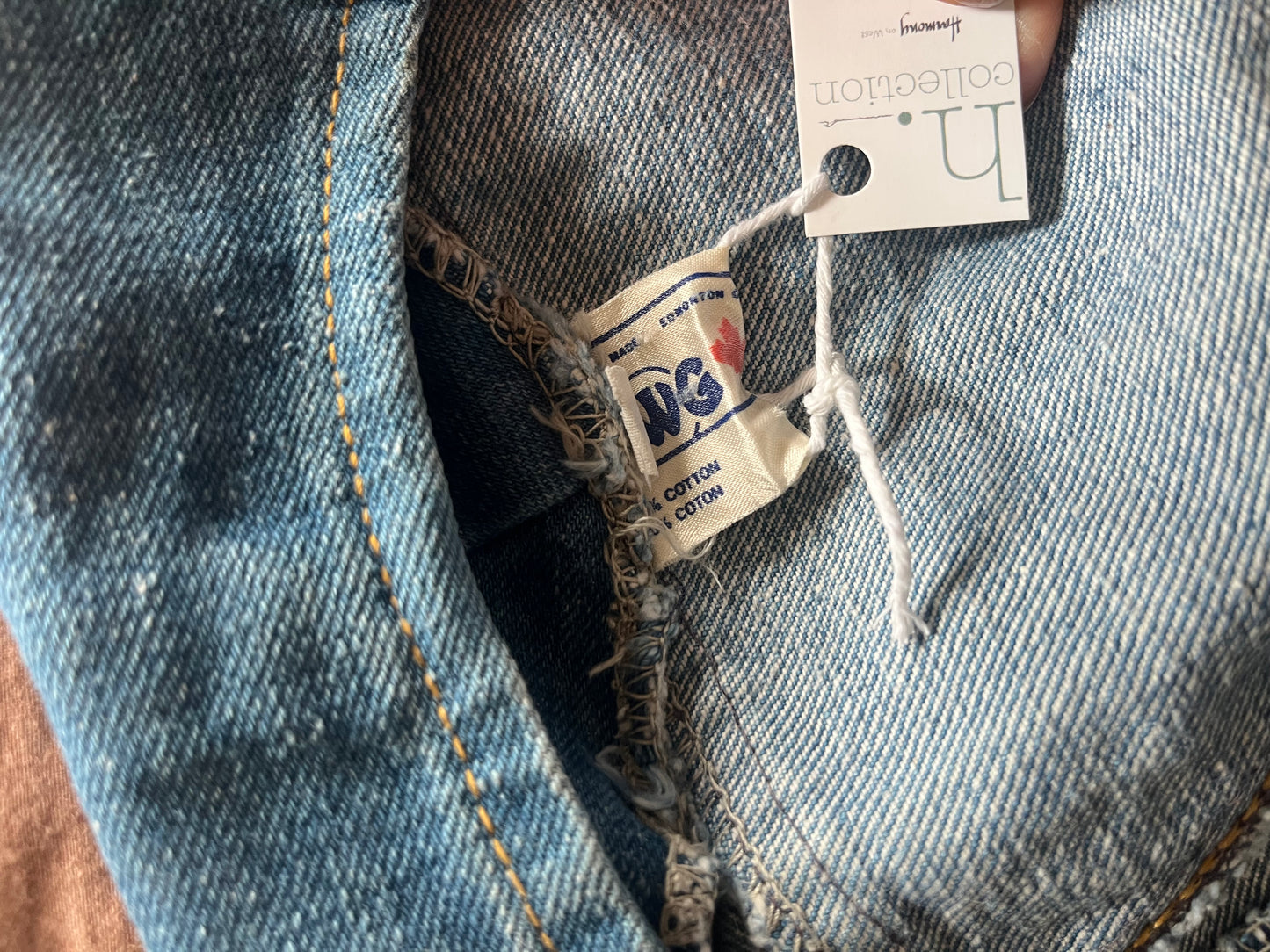 100% cotton, Made in Canada vintage denim vest SIZE medium